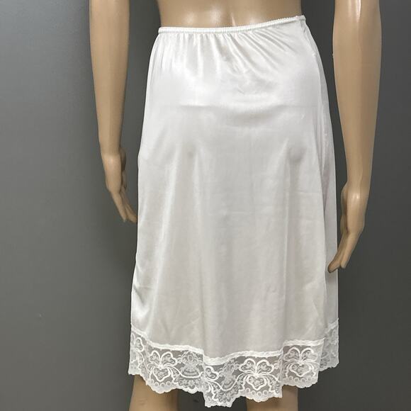 Vintage Maidenform Wise Buys Half Slip Small Nylon Tricot Scalloped Violet Lace - Picture 4 of 6